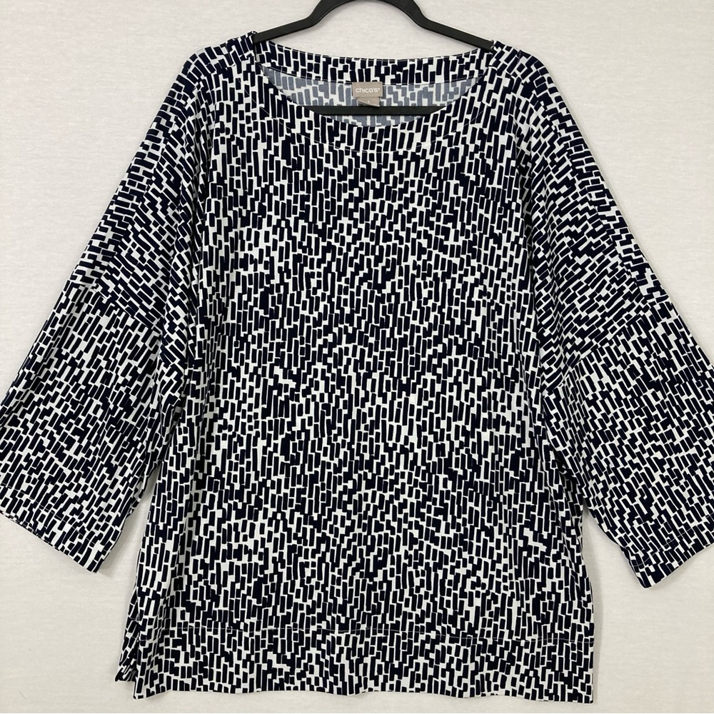 Chico's Black White Abstract Soft Stretch Round Neck Top size XL